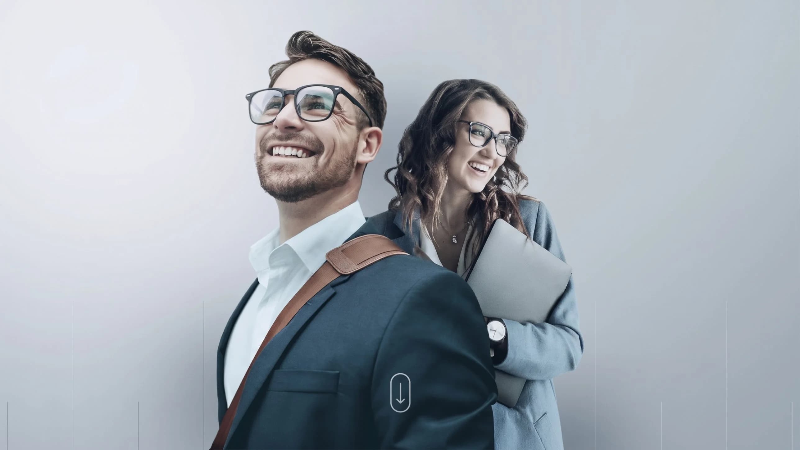 Profissionais sorrindo, prontos para crescer com a Efeito Digital